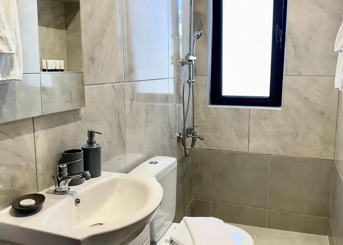 Papas House 2 Near Faliraki